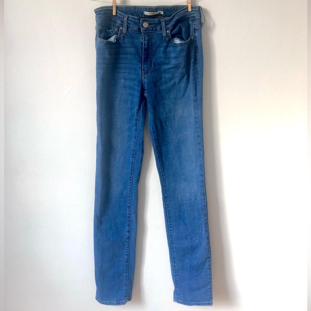 Levi's Slim Blue Jeans